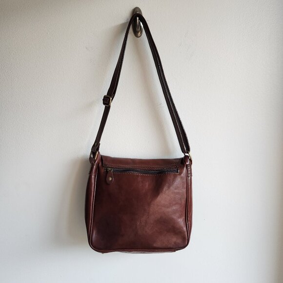 I Medici Vintage Brown Leather Crossbody/Messenger Bag - Tuscan Craftsmanship - Picture 15 of 15